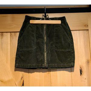 Hollister Ultra High Rise Olive Green Zip Front  Skirt Corduroy Women's Size 1